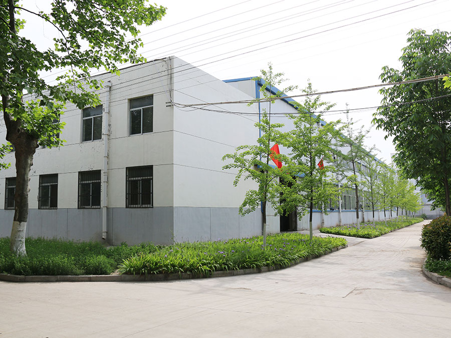 新建的絲錐二車間